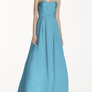 David’s Bridal bridesmaid dress Style F15554 Pool